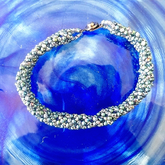 Shades of Blue Bead Sead Bracelet - Picture 8 of 8